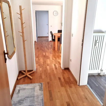 Apartment Leo11