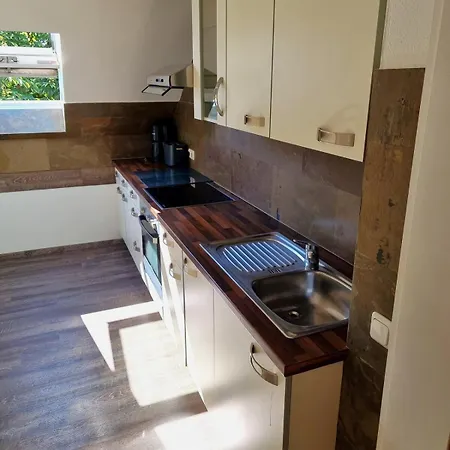 Apartament Leo11 *
